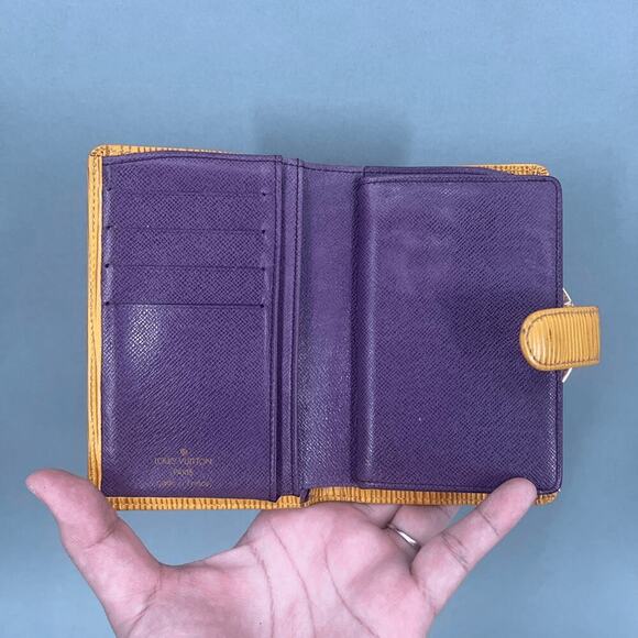 Louis Vuitton Womens Wallet Yellow Epi Kiss Lock Authentic Bold Maximalist Logo - Picture 4 of 11